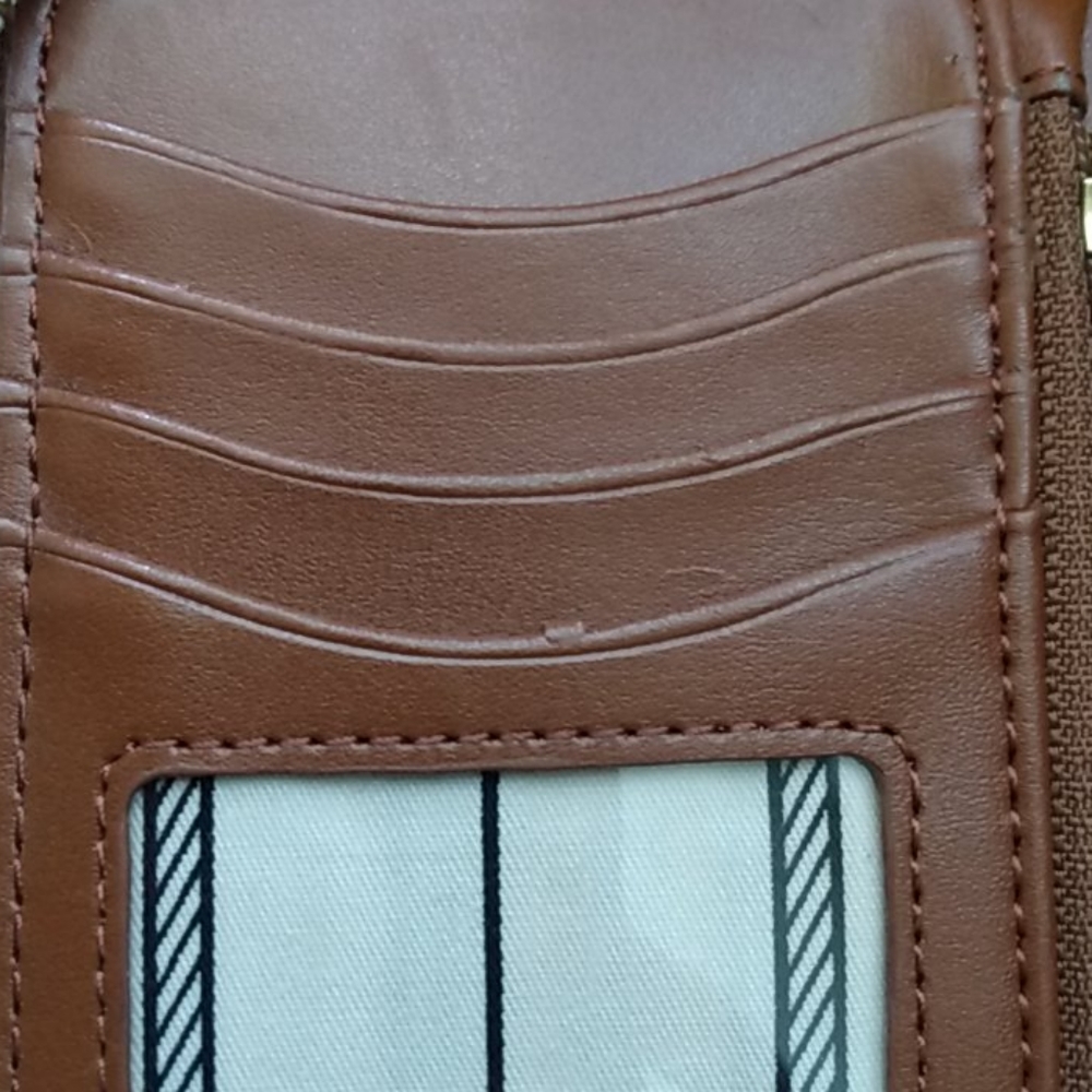 Lauren Ralph Lauren Belt Pattern Wristlet Wallet - Picture 10 of 10